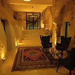 Memories Cave House (Adults Only)