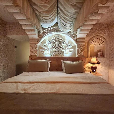 Memories Cave House Adults Only 12