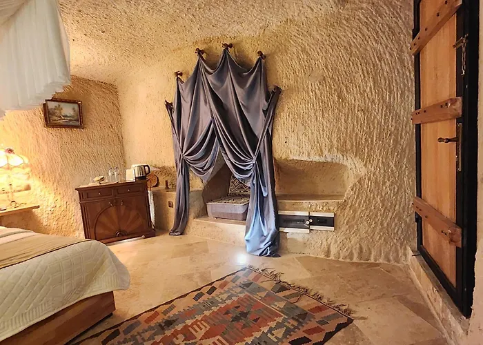 Memories Cave House Adults Only 12 *